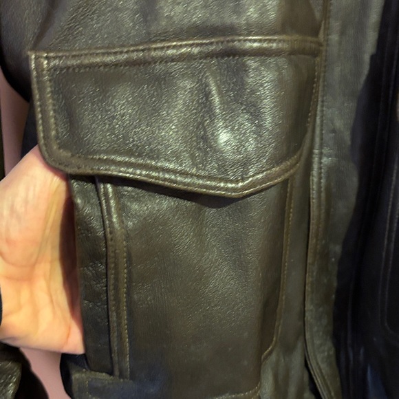 Wilson’s Vintage Classic Brown Leather Bomber - Picture 4 of 16